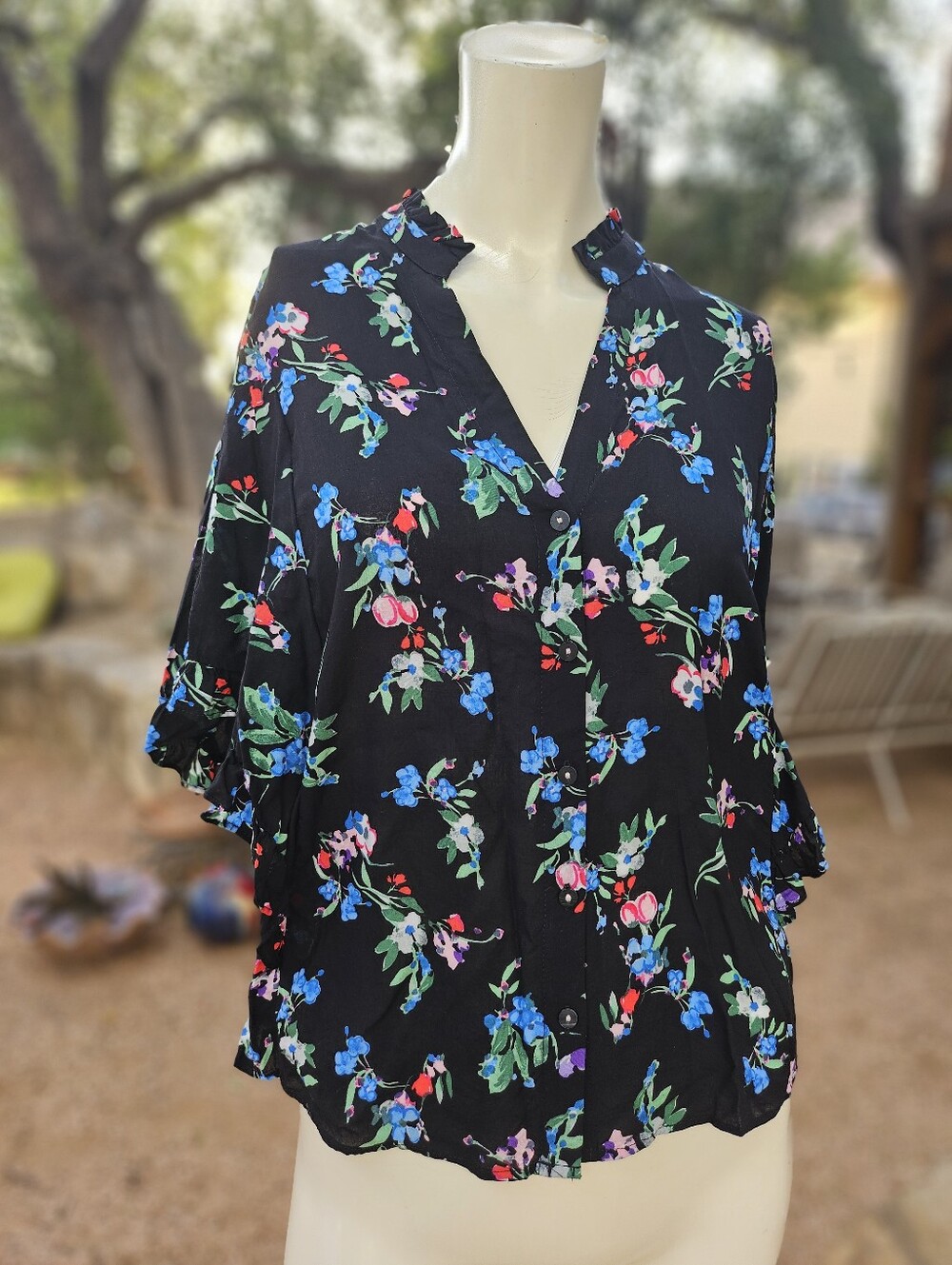 Maeve Aveiro Flutter-Sleeve Black Viscose Buttondown Floral Anthropologie XS